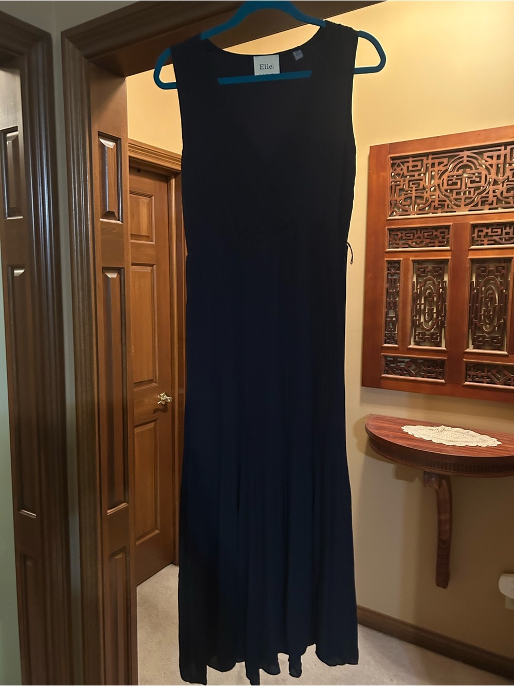 Women’s Sleeveless Dark Navy Maxi Dress